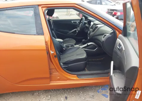 2012 Hyundai Veloster Base W/Black from USA, damaged, VIN KMHTC6AD2CU044065